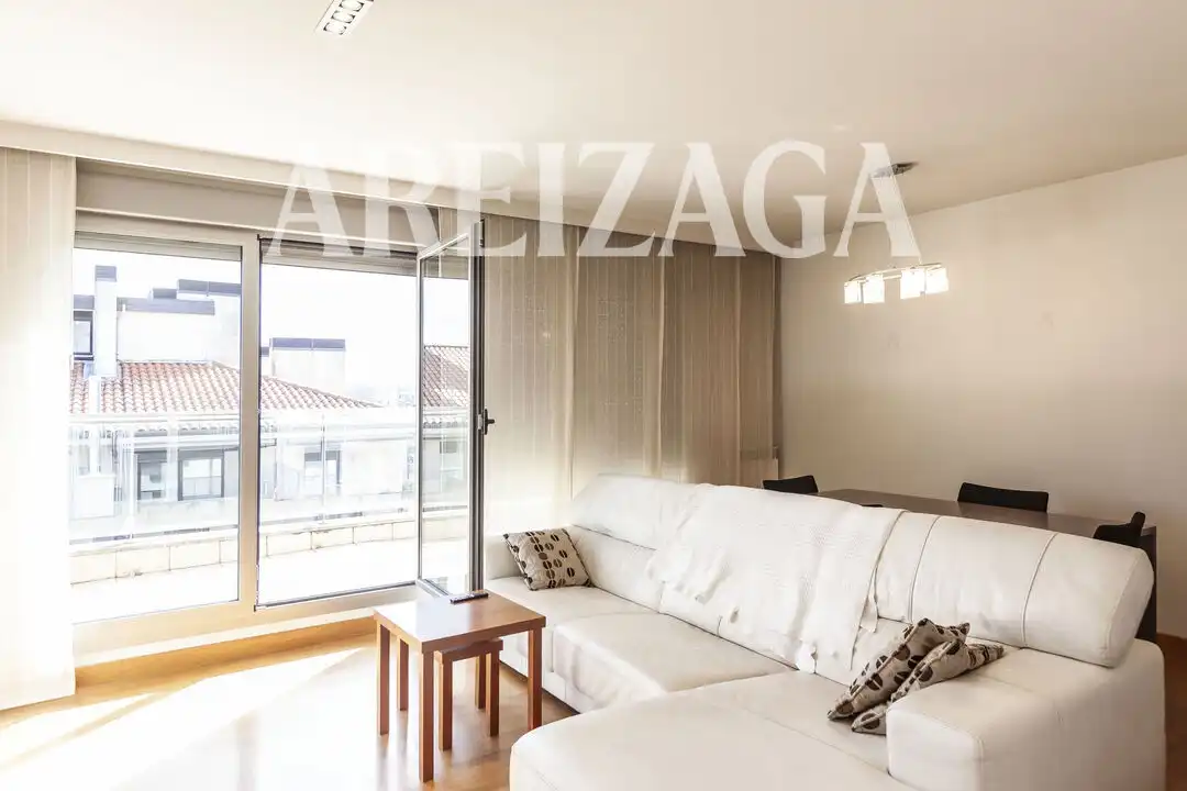 Wohnzimmer von Wohnung zum Verkauf in Donostia - San Sebastián  mit Heizung, Terrasse und Balkon