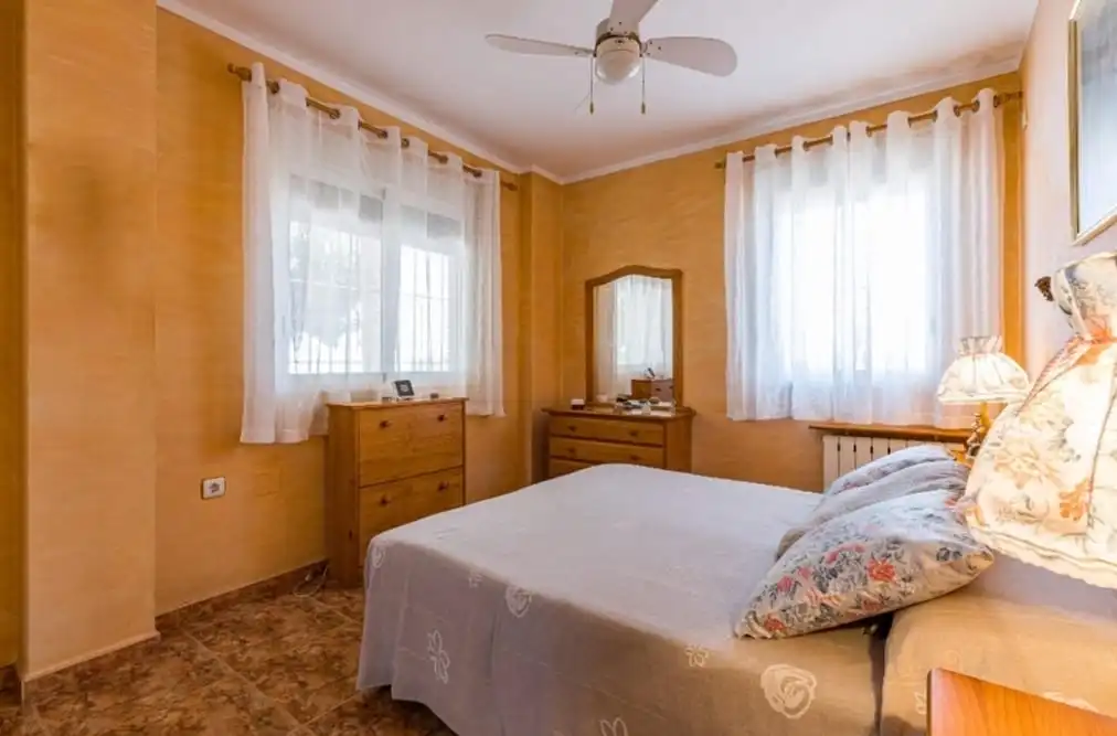 Dormitori de Casa o xalet en venda en Murcia amb Aire condicionat, Calefacció i Jardí privat