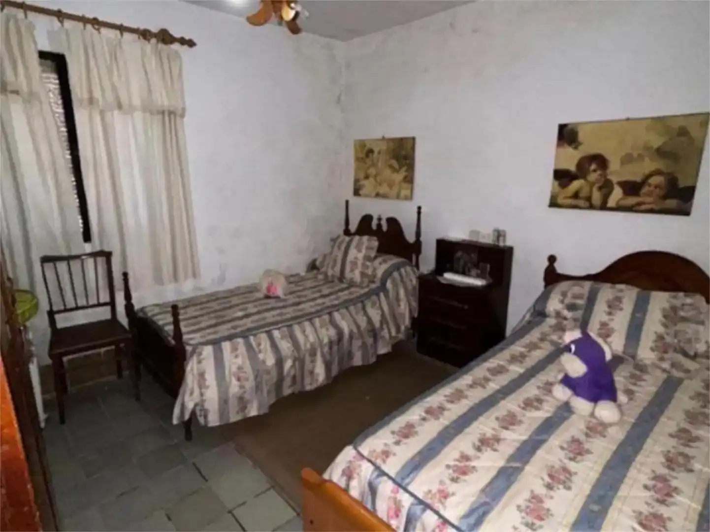 Dormitori de Pis en venda en Casas del Castañar amb Jardí privat, Piscina i Moblat