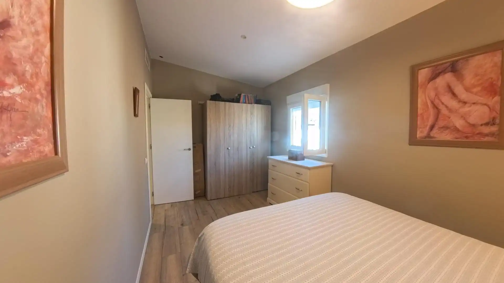 Dormitori de Casa o xalet en venda en El Puerto de Santa María amb Aire condicionat, Jardí privat i Traster