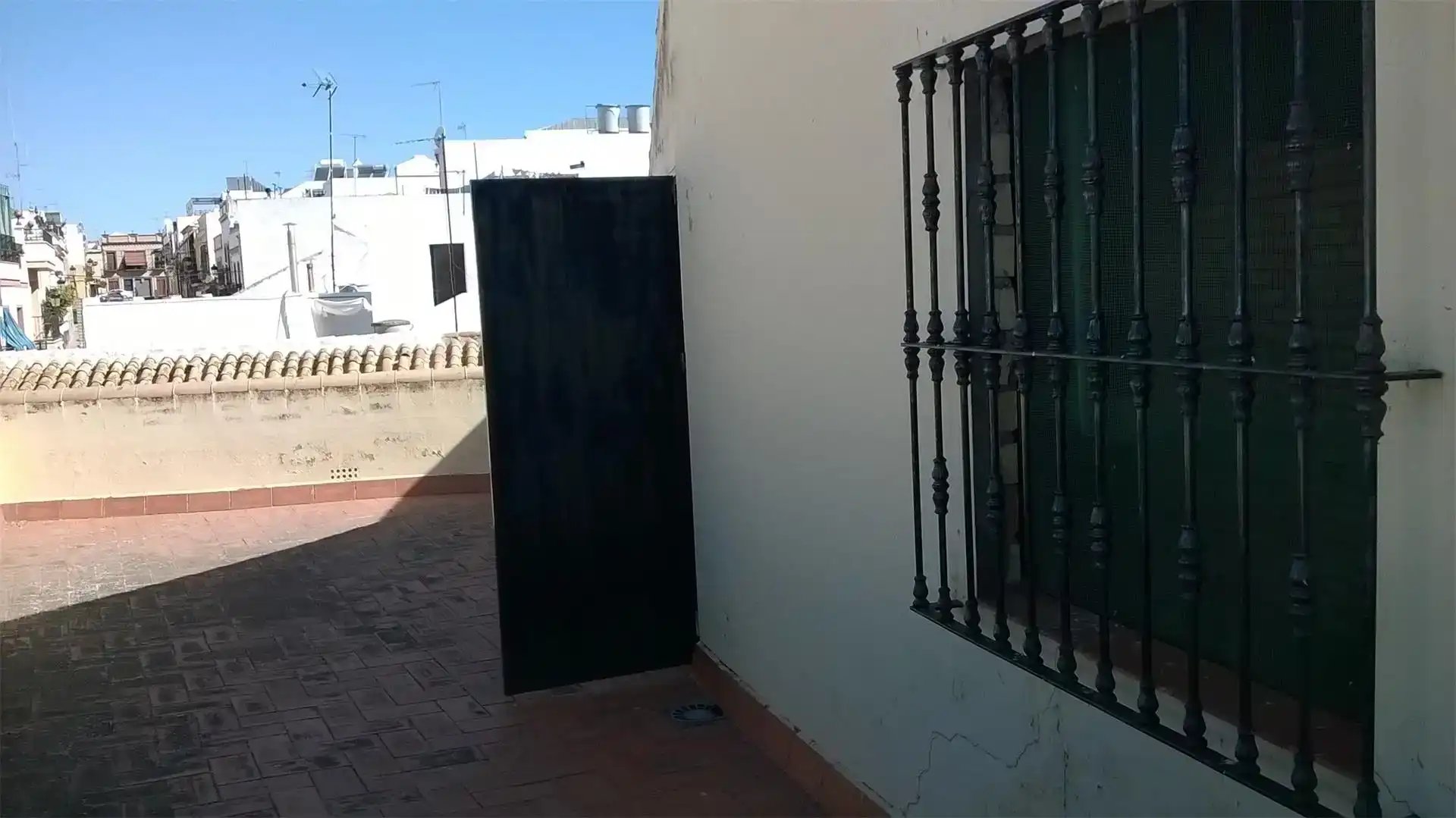 Vista exterior de Piso en venta en El Viso del Alcor, Sevilla