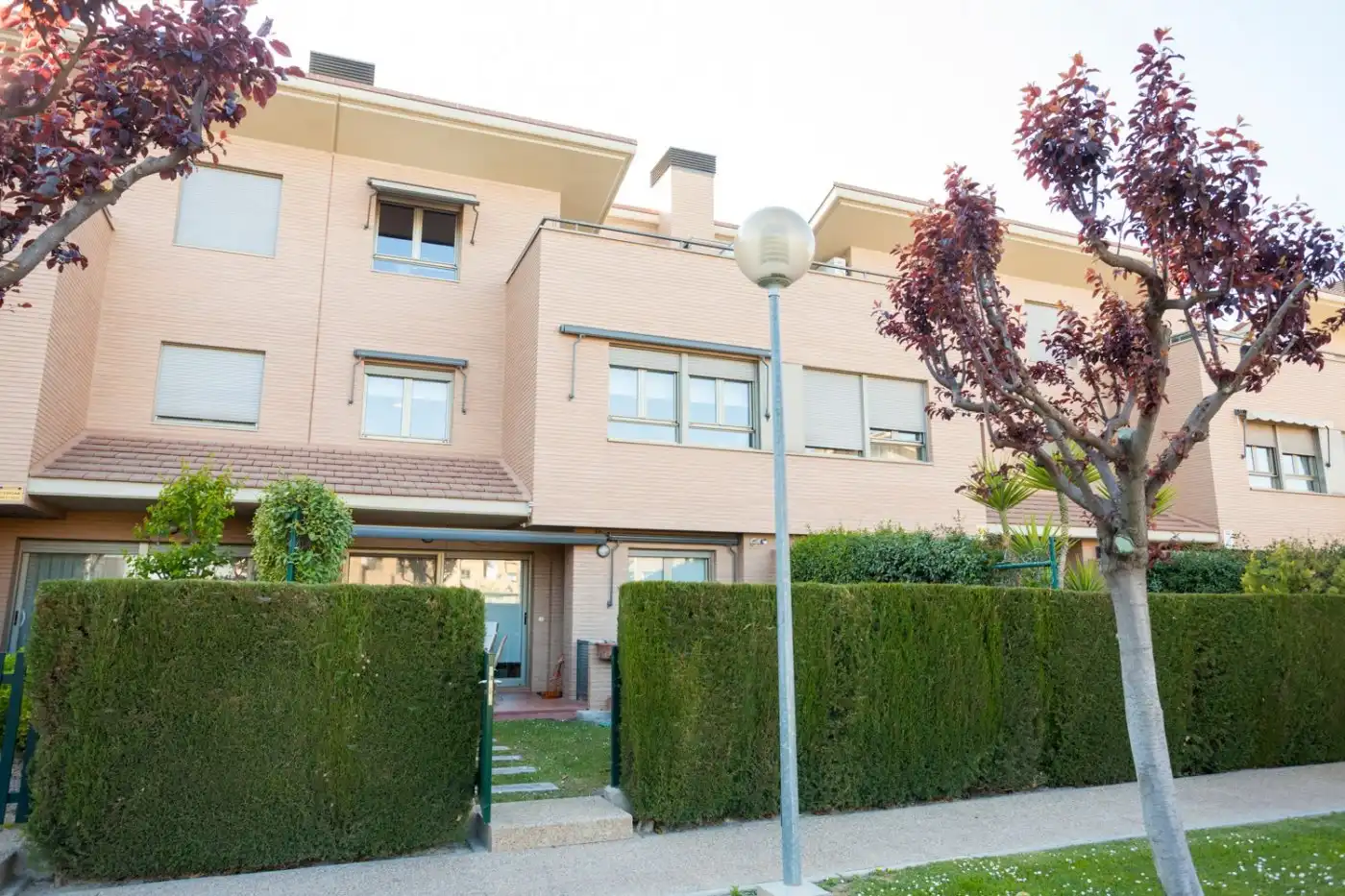 Exterior view of Detached homes for sale in Zaragoza  with Air Conditioner, Heating and Private garden