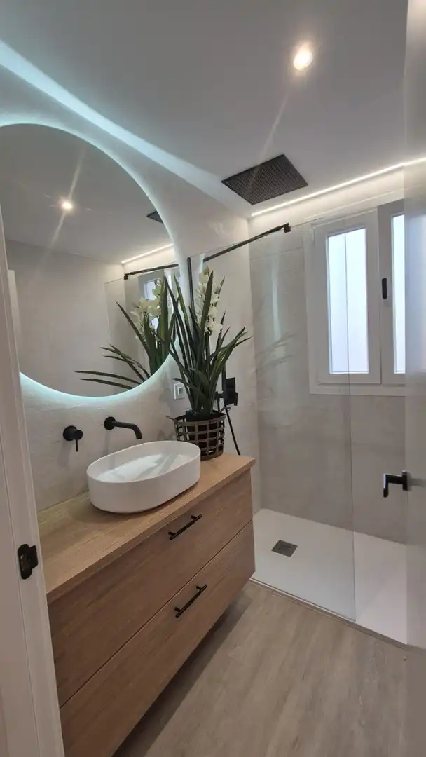 Bany de Apartament en venda en Badajoz amb Aire condicionat, Calefacció i Terrassa