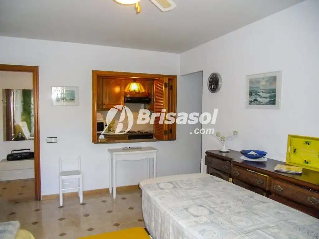 Dormitori de Apartament en venda en Salou amb Terrassa, Traster i Moblat