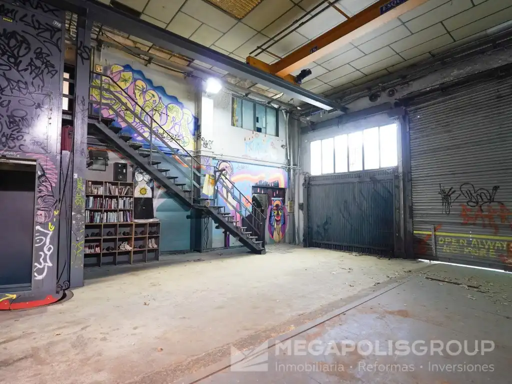 Nave industrial in vendita a Calle Josep Finestres, imagen 7