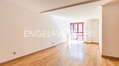 Foto 3 de Piso de alquiler en Gran Vía de Hortaleza, Pinar del Rey, Madrid Capital