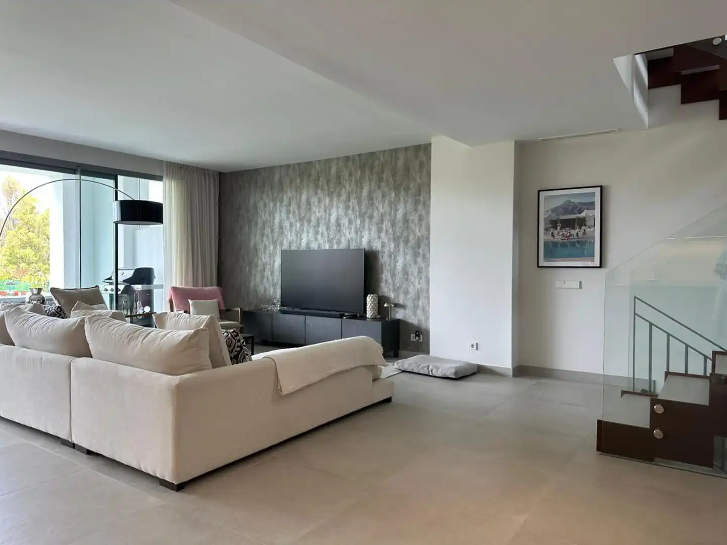 Sala d'estar de Casa adosada de lloguer en Marbella amb Terrassa