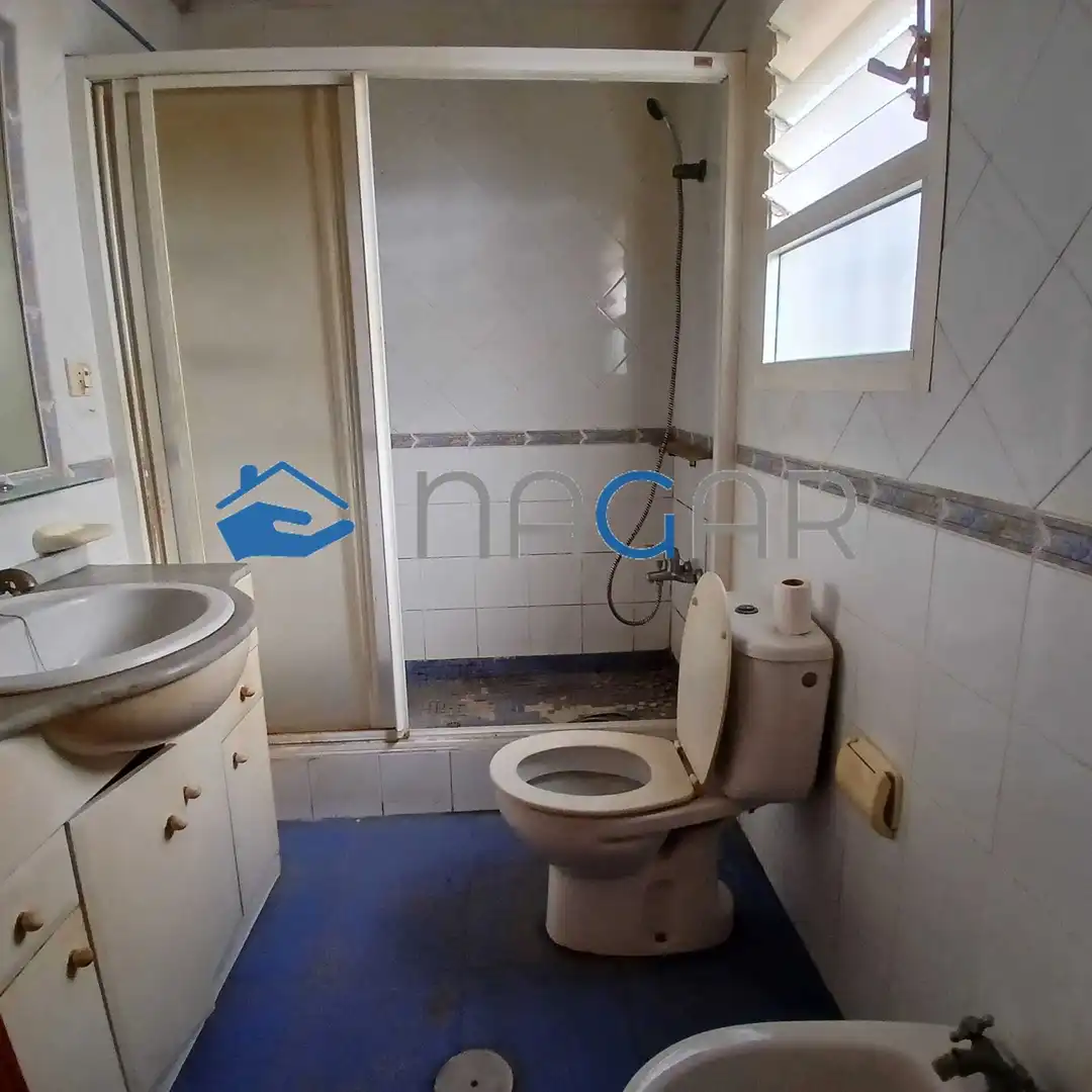 Bany de Casa o xalet en venda en La Línea de la Concepción