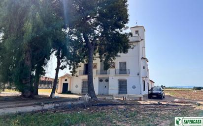 Vista exterior de Finca rústica en venda en Albalat dels Sorells amb Terrassa i Balcó