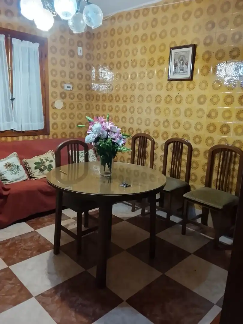 Menjador de Casa o xalet en venda en Pozorrubielos de la Mancha amb Calefacció, Moblat i Forn