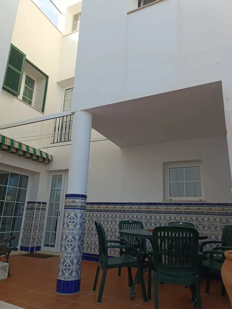 Vista exterior de Finca rústica en venda en Es Castell amb Calefacció i Terrassa