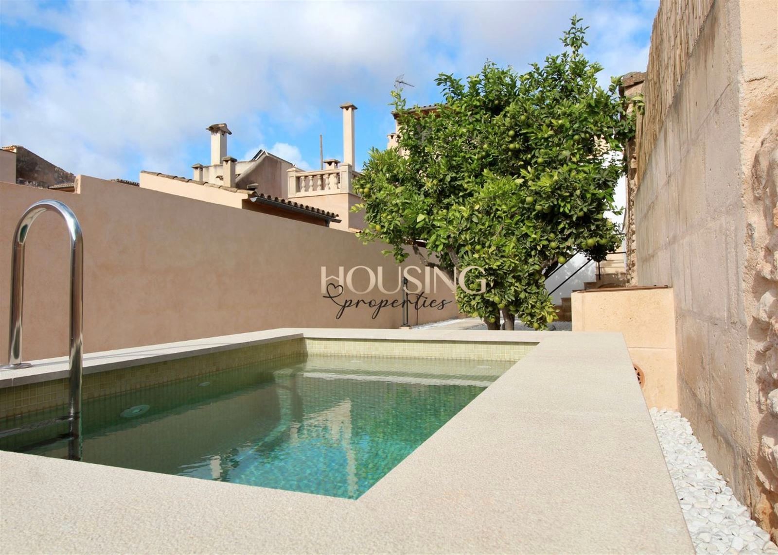 Piscina de Casa adosada en venda en Llucmajor amb Jardí privat, Terrassa i Traster