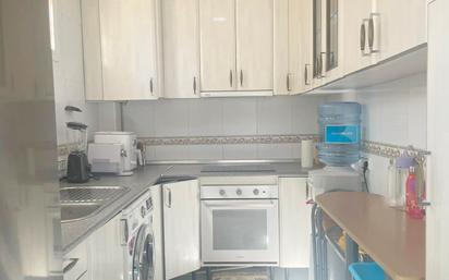 Kitchen of Planta baja for sale in  Barcelona Capital  with Air Conditioner, Heating and Oven