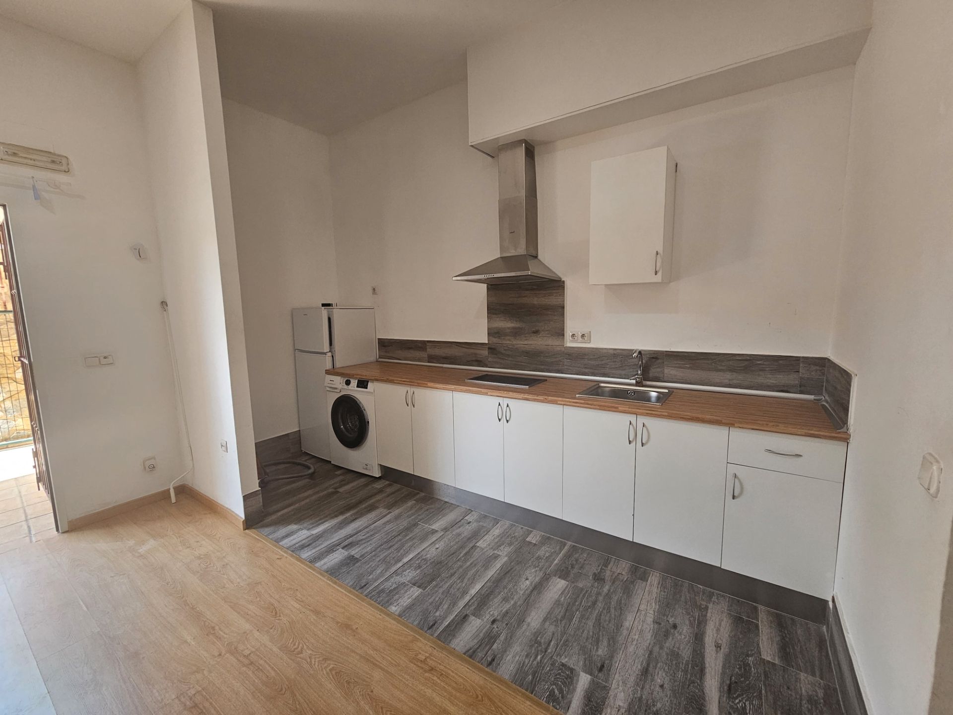 Kitchen of Flat to rent in  Murcia Capital  with Air Conditioner and Private garden