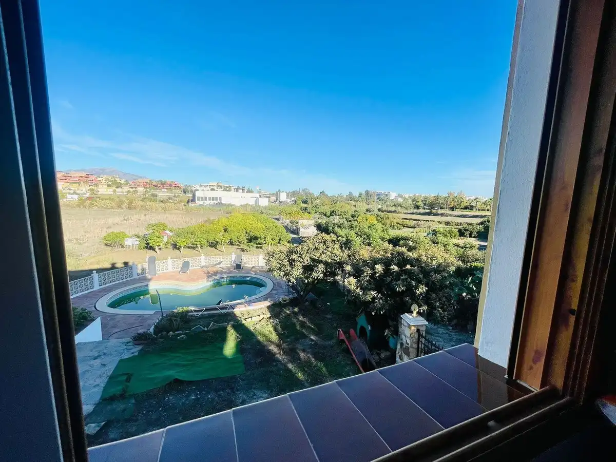 Piscina de Finca rústica en venda en Estepona amb Terrassa i Piscina