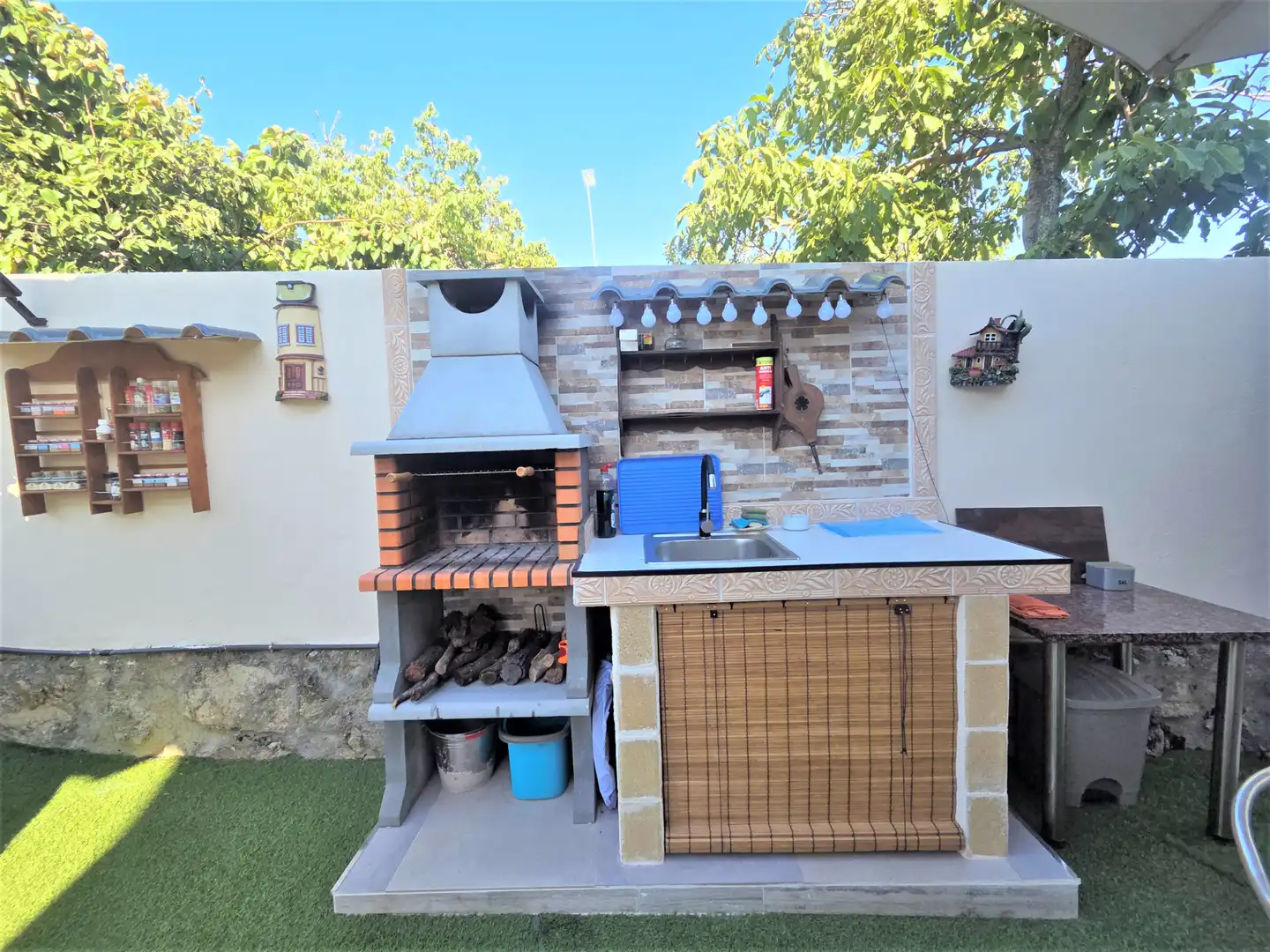 Terrace of Detached homes for sale in Navalagamella  with Air Conditioner, Heating and Private garden