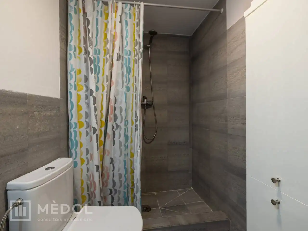 Bathroom of Flat for sale in Reus  with Heating and Parquet flooring