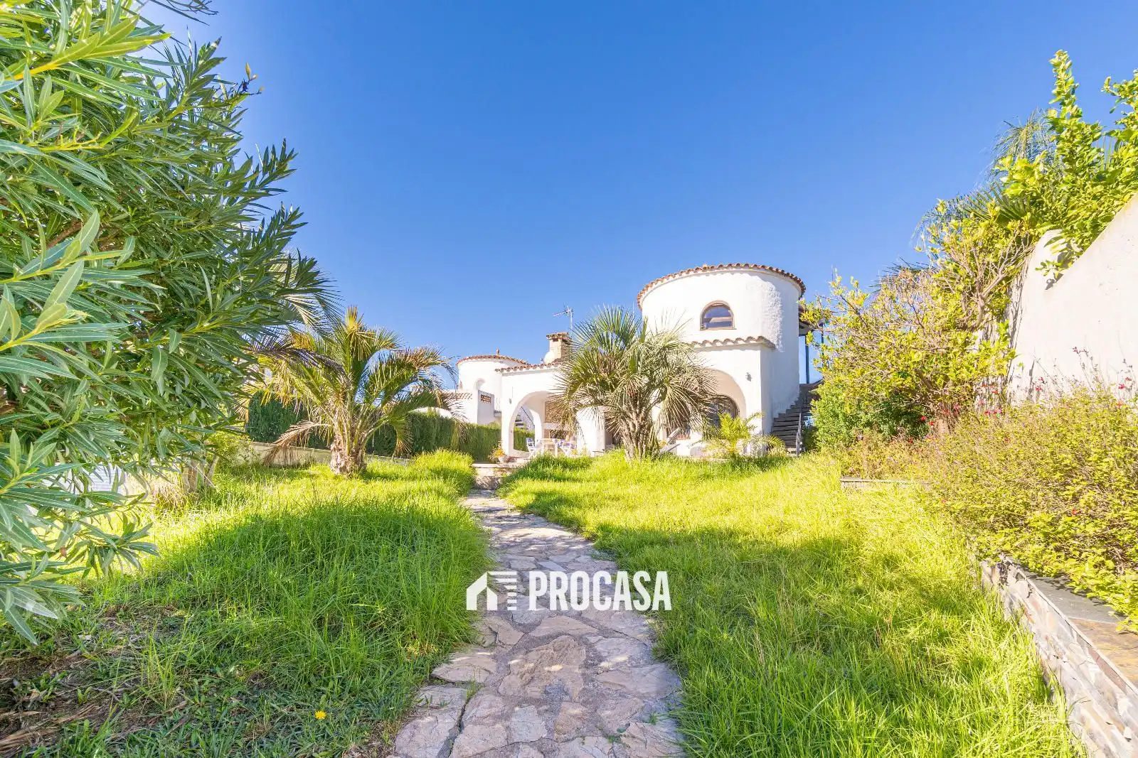 Vista exterior de Casa o xalet en venda en Empuriabrava amb Aire condicionat, Calefacció i Traster