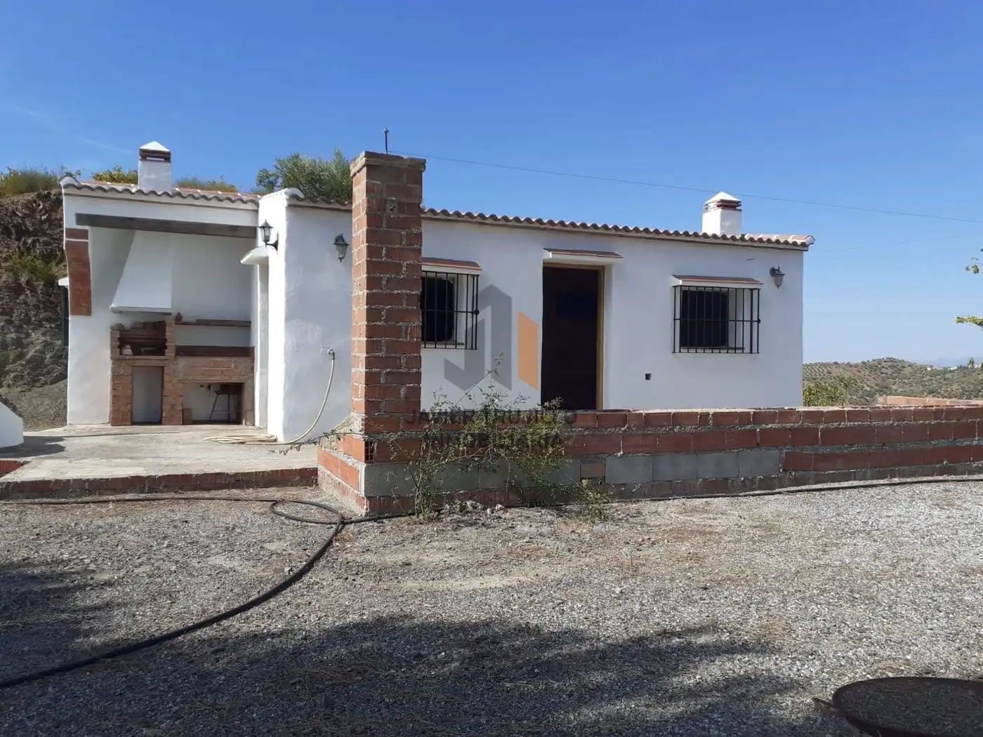 Casa rústica amb piscina en venda a Árchez