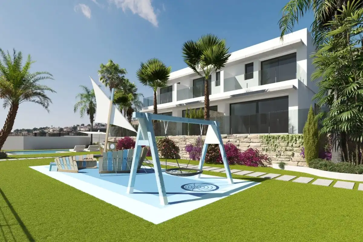 Casa a schiera con piscina in vendita a Golf Bahía