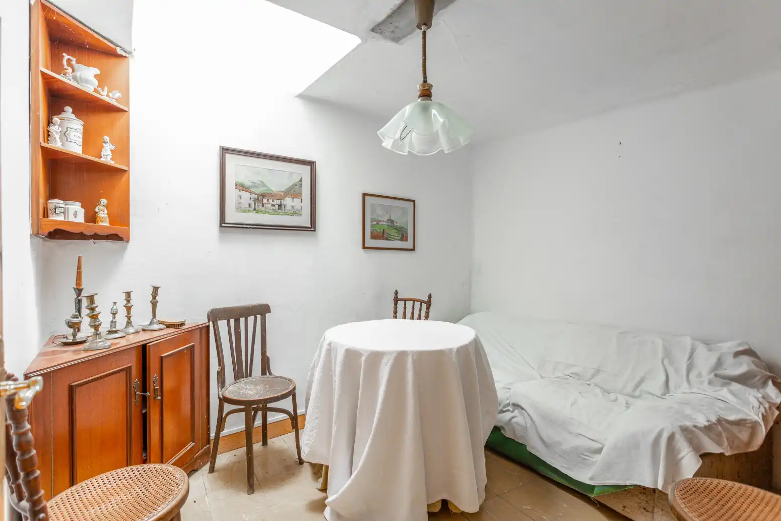 Habitación de Casa o chalet en venta en Monreal / Elo