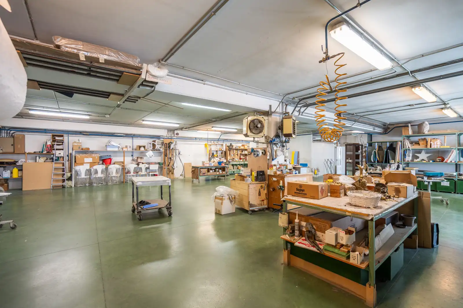 Fabrikhallen zur Miete in Móstoles