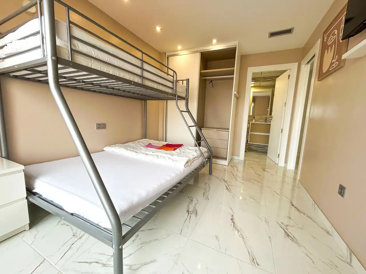 Detached house with pool for sale in Calle  Tramontana, imagen 23