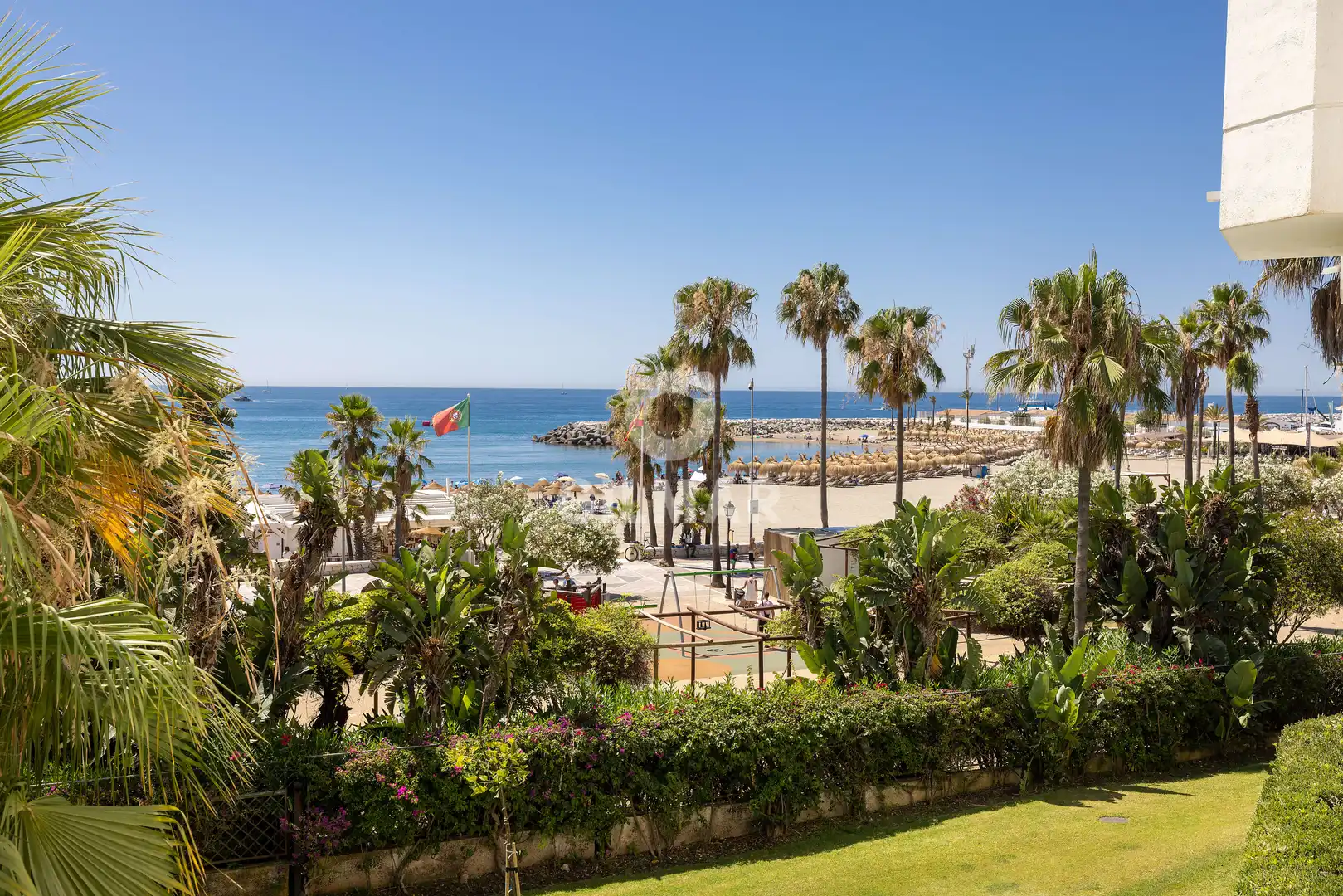 Vista exterior de Apartament en venda en Marbella amb Calefacció, Jardí privat i Traster