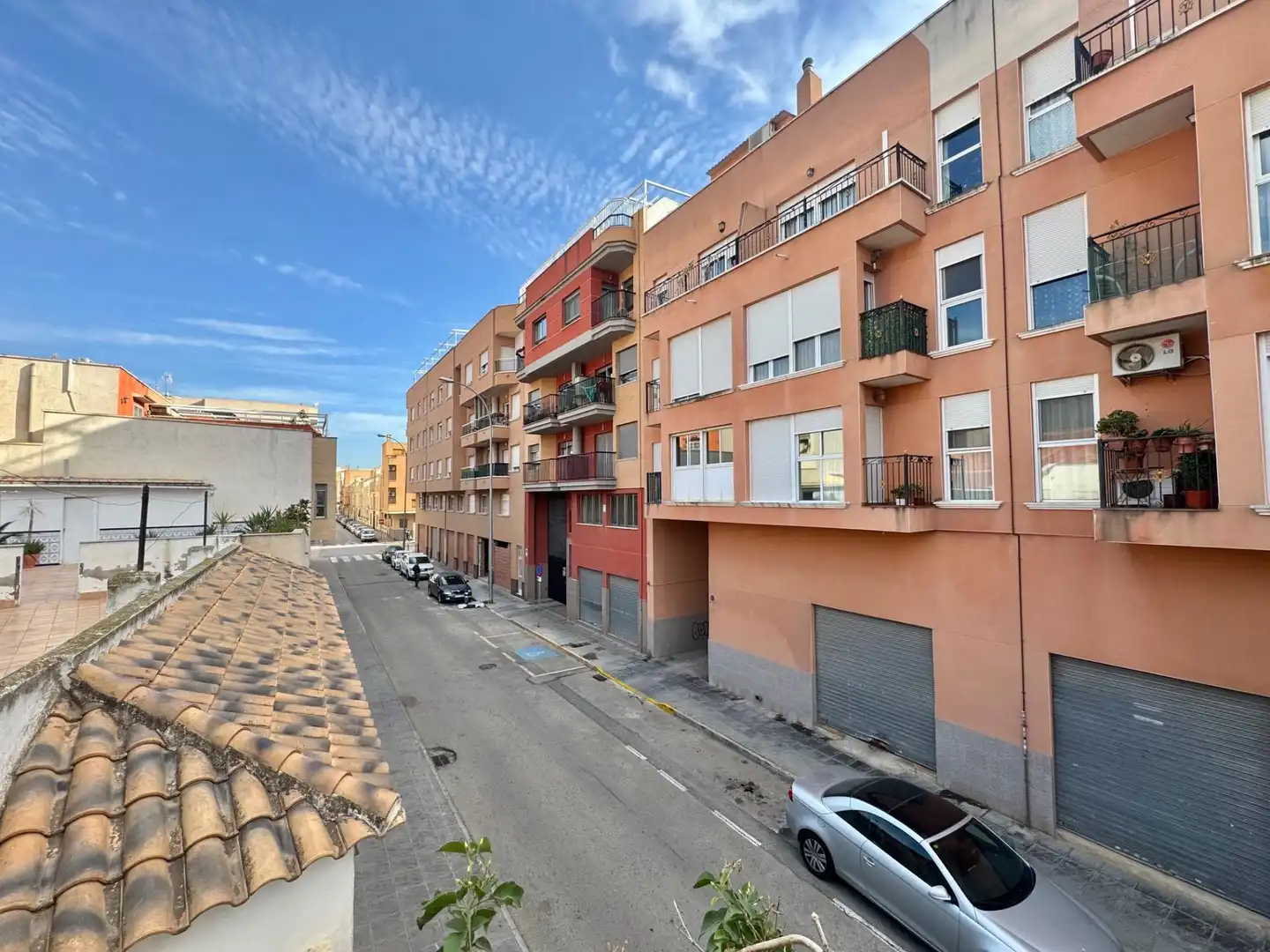 Vista exterior de Casa o xalet en venda en Orihuela amb Aire condicionat, Calefacció i Jardí privat