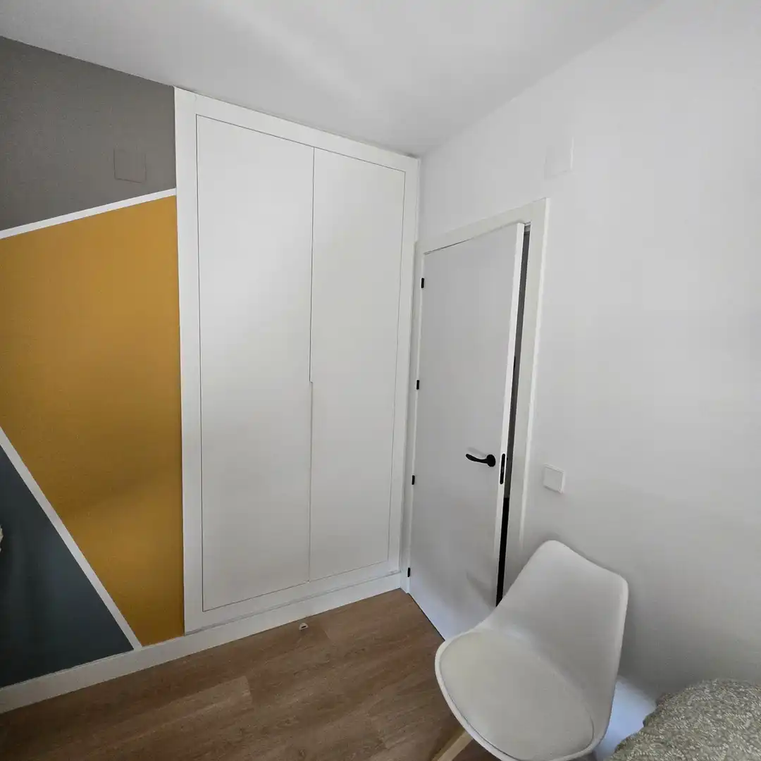 Schlafzimmer von Wohnung zur Miete in Córdoba mit Klimaanlage, Terrasse und Möbliert