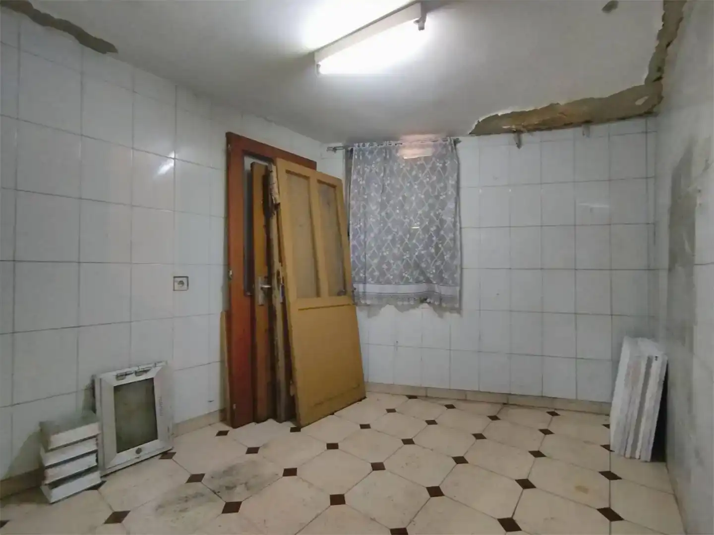 Casa adosada en venda en Langreo amb Traster