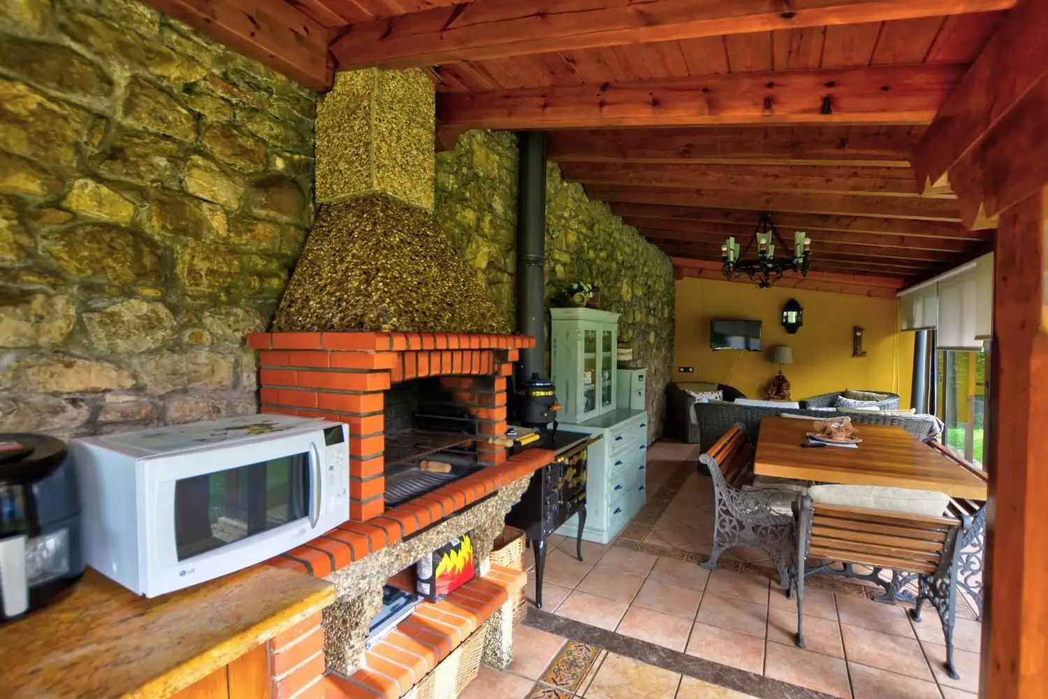 Cocina de Casa o chalet en venta en Avilés con Calefacción, Terraza y Trastero
