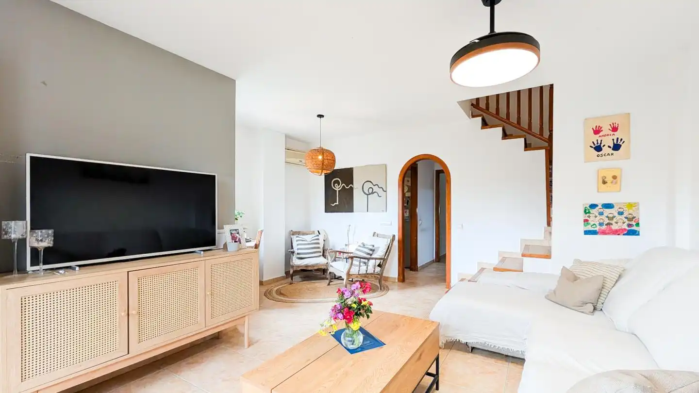 Living room of Detached homes for sale in Santa Pola  with Air Conditioner, Private garden and Terrace
