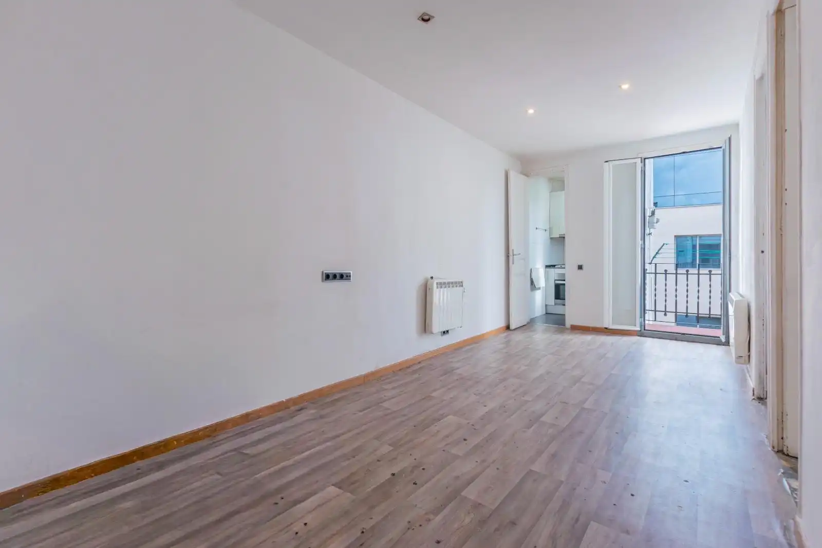 Flat with terrace for sale in Carrer de Béjar