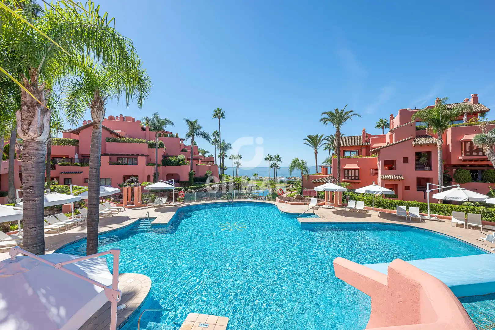Apartamento con terraza en venta en Selwo, imagen 13
