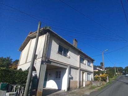 Casa o xalet en venda a Avenida das Mariñas, Nós