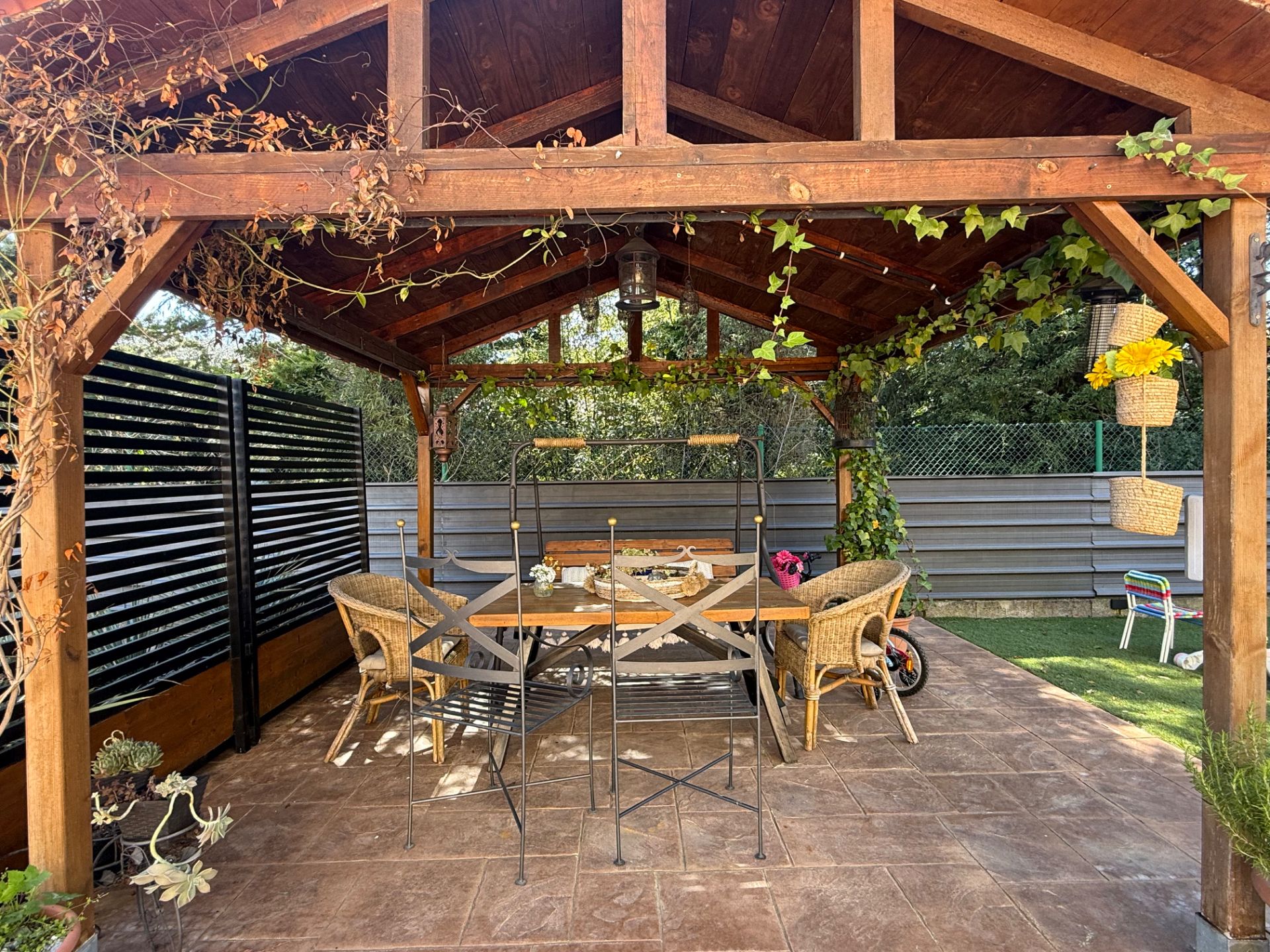 Terrace of Houses for sale in Besalú  with Air Conditioner, Heating and Private garden