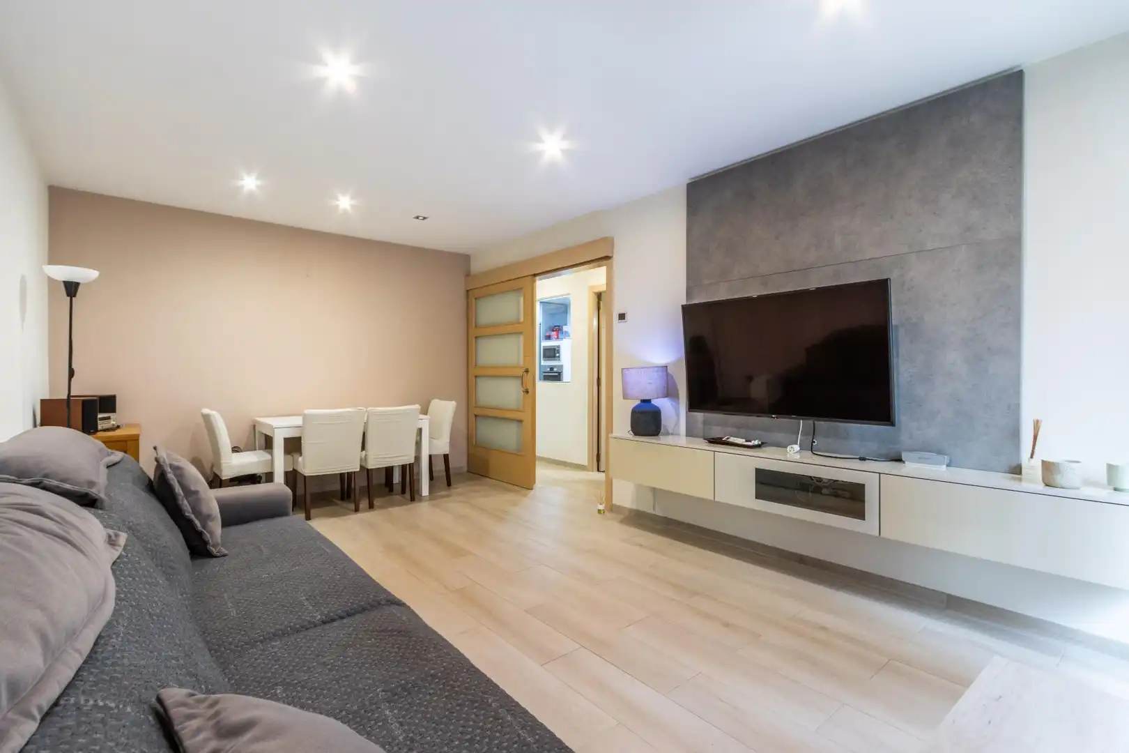 Sala de estar de Planta baja en venta en Santa Perpètua de Mogoda, Barcelona