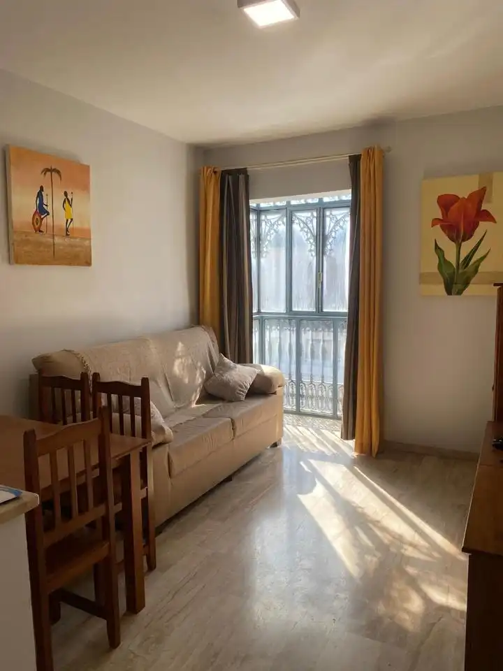 Living room of Flat for rent in Dos Hermanas  with Air Conditioner and Furnished