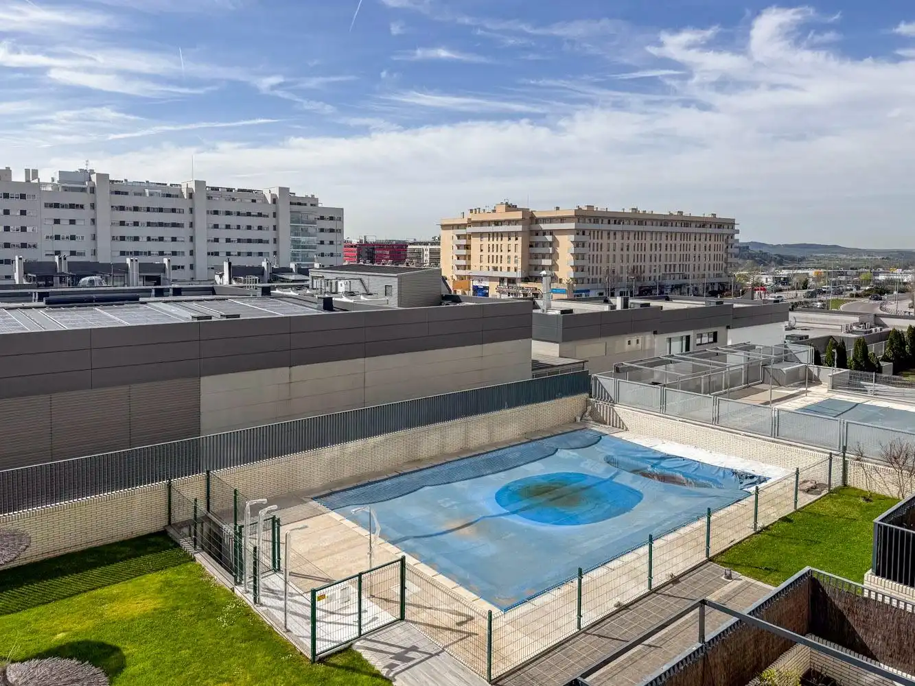 Flat with pool to rent in Calle EDUARDO GALEANO, imagen 3