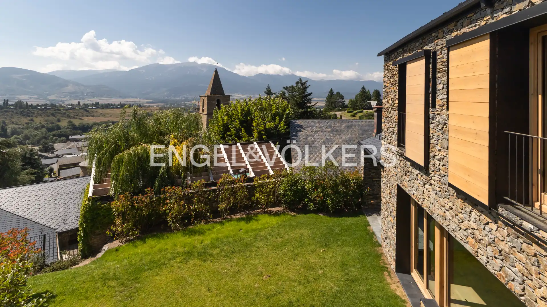 Exterior view of Single-family semi-detached for sale in Bolvir  with Heating, Private garden and Parquet flooring