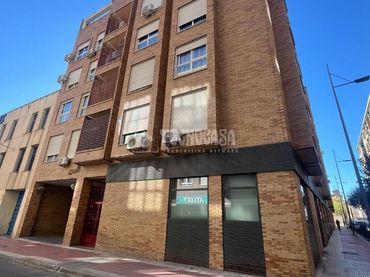 Flat with lift for sale in Calle Pinto - San Roque