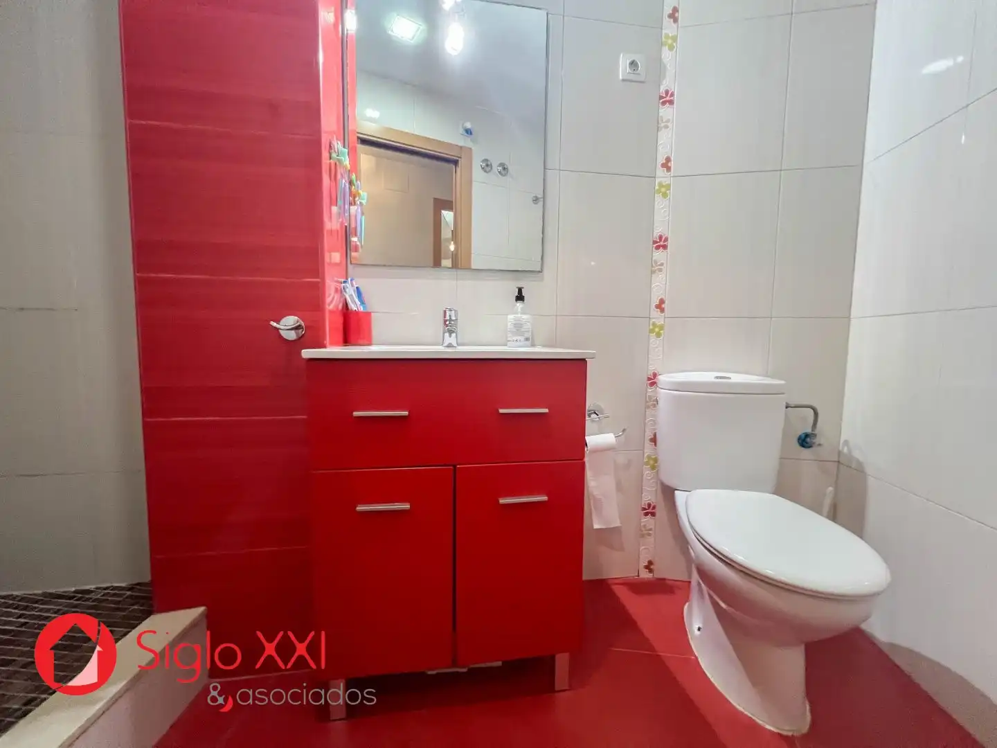 Baño de Ático en venta en L'Alcora con Aire acondicionado, Calefacción y Terraza
