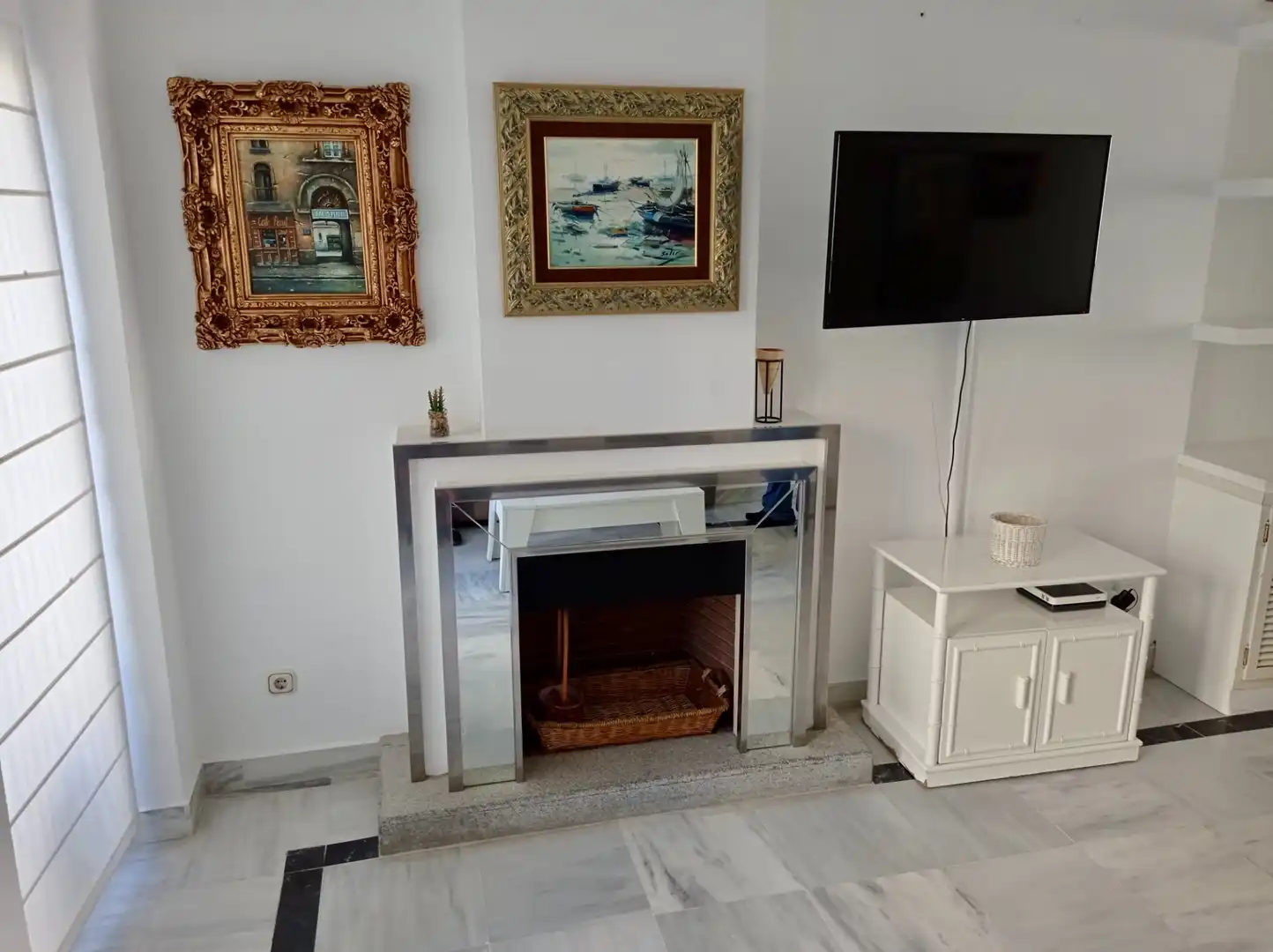 Wohnzimmer von Maisonette zur Miete in Marbella mit Klimaanlage, Heizung und Terrasse
