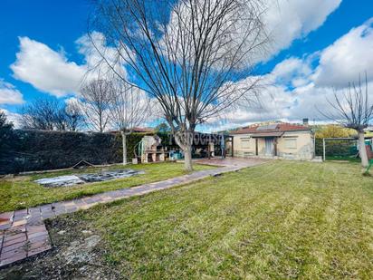 Jardí de Casa o xalet en venda en Tudela de Duero amb Jardí privat