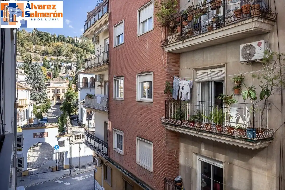 Vista exterior de Piso en venta en Centro