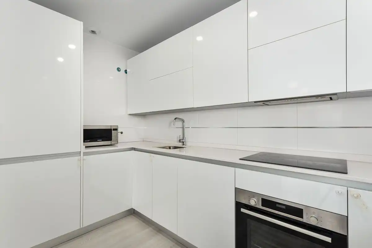 Cuina de Apartament en venda en Mijas amb Aire condicionat, Terrassa i Moblat