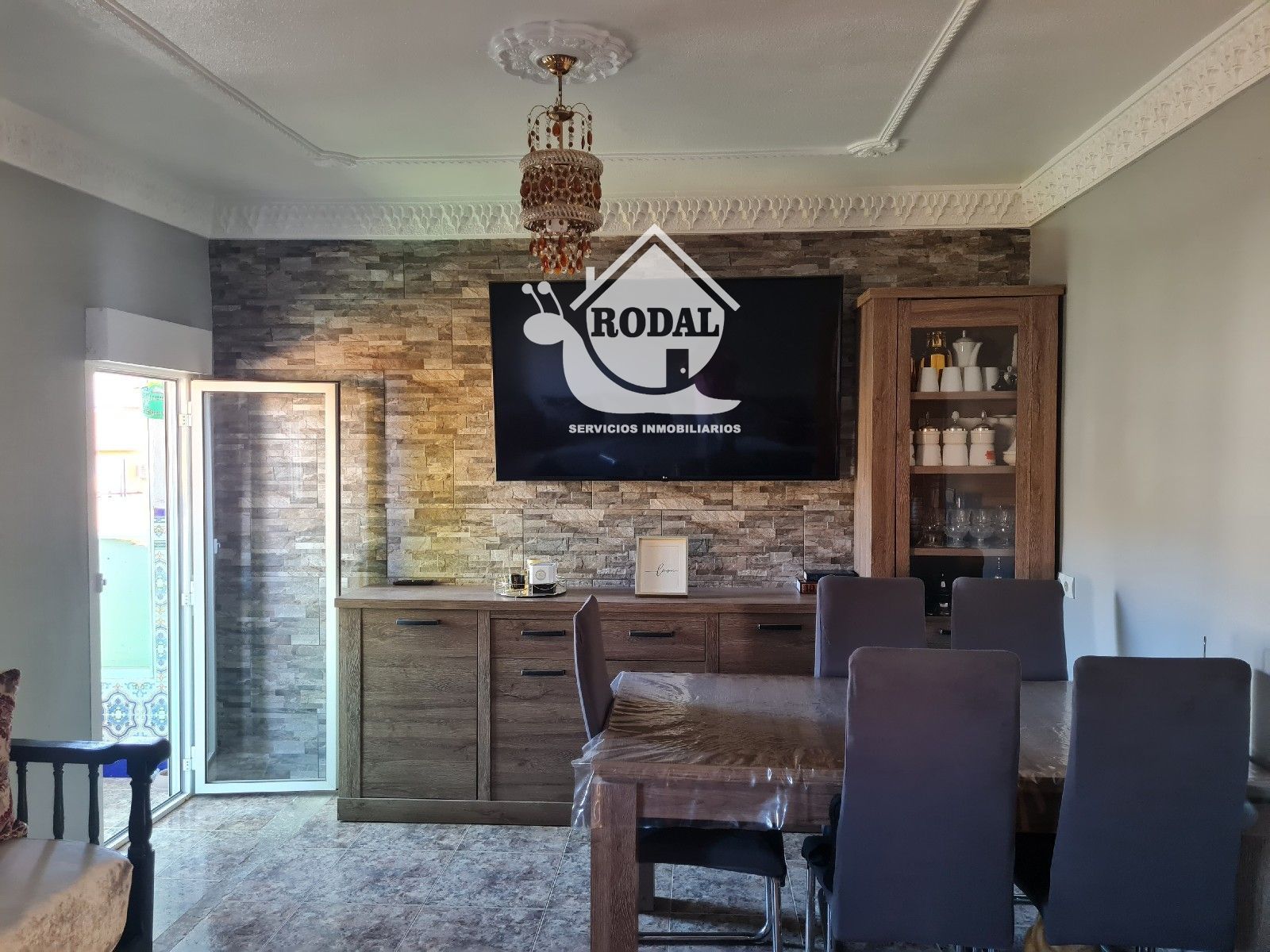 Menjador de Pis en venda en  Almería Capital amb Aire condicionat, Calefacció i Terrassa