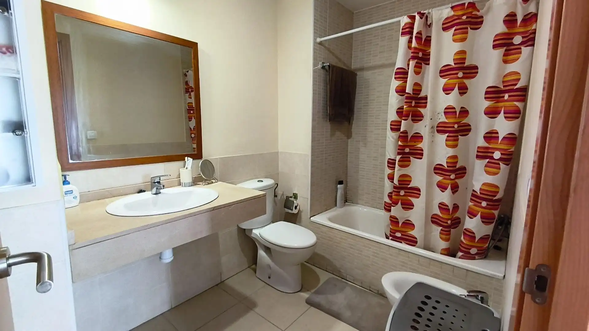 Baño de Piso en venta en Reus con Jardín privado, Trastero y Piscina comunitaria