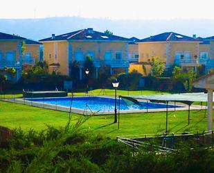 Piscina de Casa o xalet en venda en Grijota amb Terrassa i Balcó